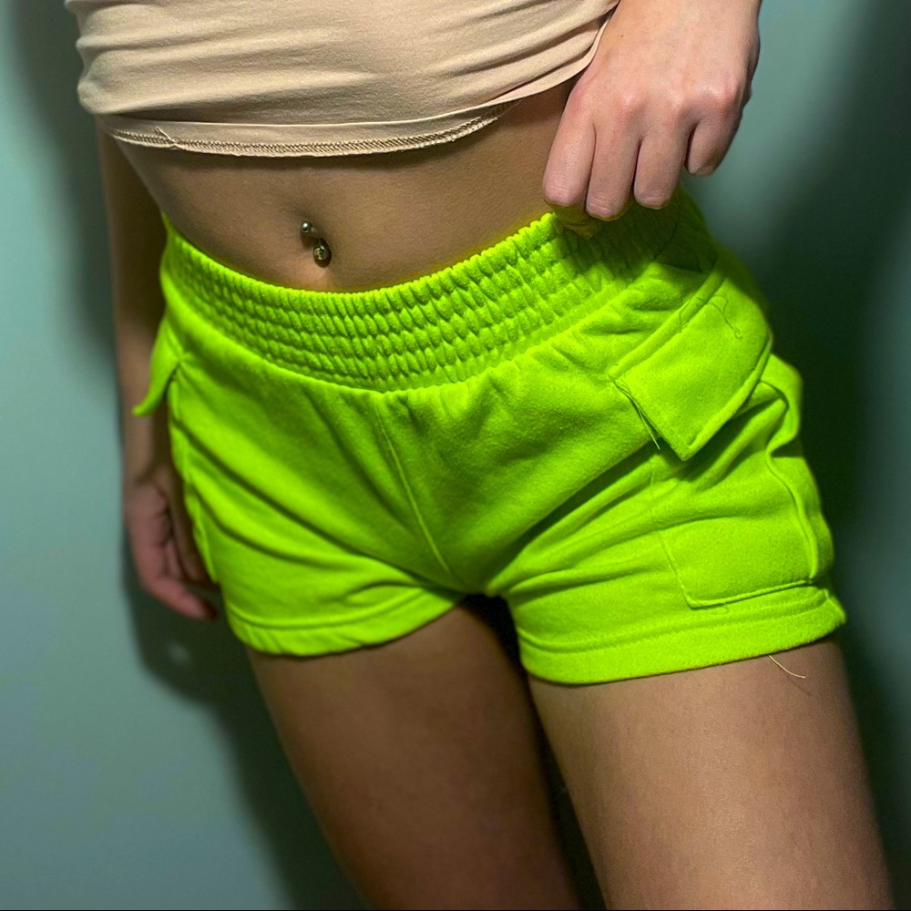 RUE21 neon green shorts